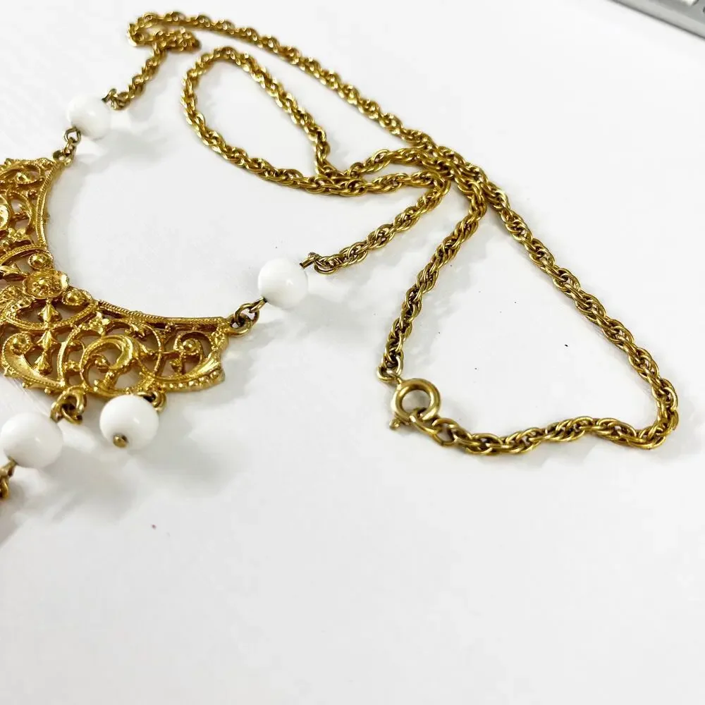 Vintage gold white